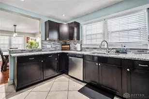 1529 Watervliet Ave, Dayton, OH 45420 - Photo 11