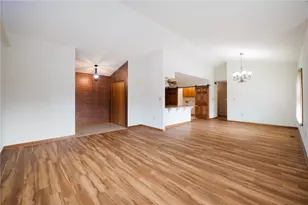 1556 N Regency Dr, Xenia, OH 45385 - Photo 5