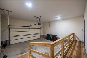 1556 N Regency Dr, Xenia, OH 45385 - Photo 25