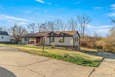 610 W Alex Bell Road, Washington Twp, OH 45459 - Photo 3