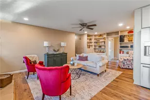 610 West Alex Bell Road, Washington Twp, OH 45459 - Photo 11