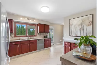 1108 Chateau Drive, Kettering, OH 45429 - Photo 9