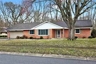 5713 Daphne Ln, Dayton, OH 45415 - Photo 3