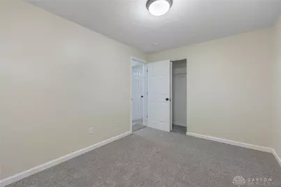 5572 Shady Oak Street, Huber Heights, OH 45424 - Photo 17