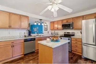 7500 Dial Drive, Huber Heights, OH 45424 - Photo 17