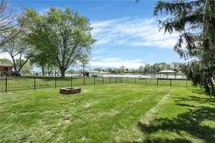 2571 W Choctaw Dr, London, OH 43140 - Photo 5