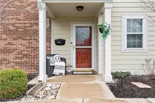 6673 Brigham Sq, Centerville, OH 45459 - Photo 5