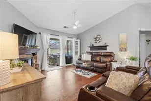 6673 Brigham Sq, Centerville, OH 45459 - Photo 7