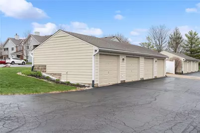 6673 Brigham Square, Centerville, OH 45459 - Photo 3