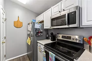 1694 Waterstone Blvd, Miamisburg, OH 45342 - Photo 21