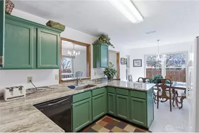 8858 Deer Hollow Drive, Huber Heights, OH 45424 - Photo 19