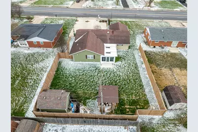 305 S Vandemark Road, Sidney, OH 45365 - Photo 5