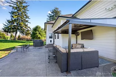 7425 Stoneham Circle, Clear Creek Township, OH 45066 - Photo 35