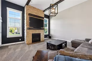 7425 Stoneham Cir, Clearcreek Twp, OH 45066 - Photo 5