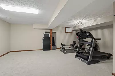 885 Chelsea Lane, Tipp City, OH 45371 - Photo 43