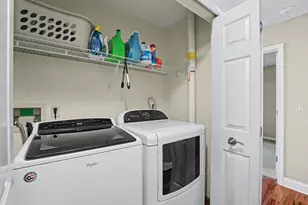 885 Chelsea Ln, Tipp City, OH 45371 - Photo 33