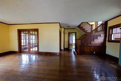 740 E Central Avenue, Miamisburg, OH 45342 - Photo 13