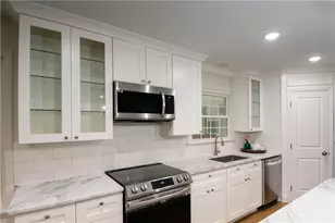 238 Towerview Rd, Centerville, OH 45429 - Photo 9