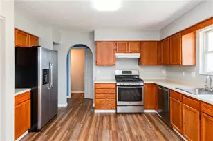 4303 Oakwind Dr, Columbus, OH 43207 - Photo 11