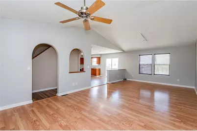 4303 Oakwind Drive, Columbus, OH 43207 - Photo 5