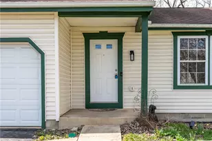 4303 Oakwind Dr, Columbus, OH 43207 - Photo 3