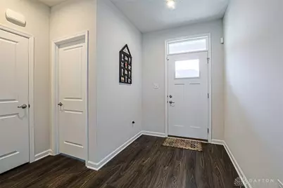 320 Chevington Chase, Tipp City, OH 45371 - Photo 5