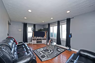 4042 Larkspur Drive, Dayton, OH 45406 - Photo 5