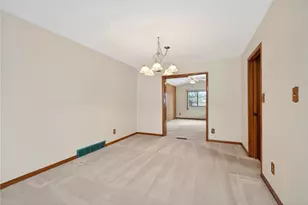 817 Lovetta Dr, Kettering, OH 45429 - Photo 13