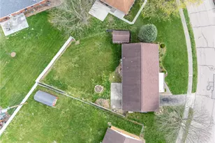 535 Barbara Dr, Tipp City, OH 45371 - Photo 41