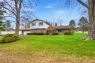 190 N Village Dr, Centerville, OH 45459 - Photo 5