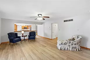 190 N Village Dr, Centerville, OH 45459 - Photo 21