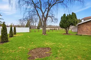 190 N Village Dr, Centerville, OH 45459 - Photo 43