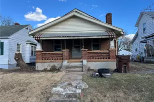 32 S Plaza Ave, Dayton, OH 45417 - Photo 1