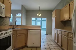 1364 Yankee Vineyards, Washington Twp, OH 45458 - Photo 13