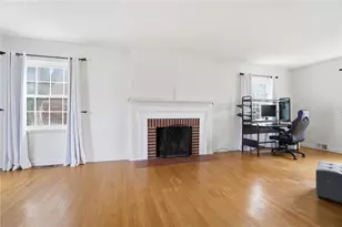 271 E Main St, New Lebanon, OH 45345 - Photo 9