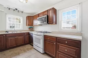 271 E Main St, New Lebanon, OH 45345 - Photo 17