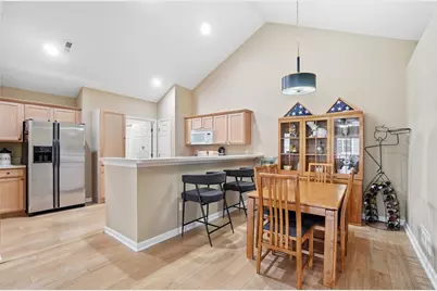 4662 Cobblestone Drive, Tipp City, OH 45371 - Photo 13