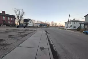 326 N 1st St, Miami Township, OH 45342 - Photo 5