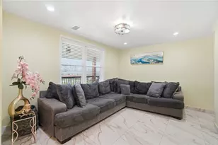 3935 Anthony Ln, Franklin, OH 45005 - Photo 7