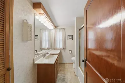 306 N Bechtle Avenue, Springfield, OH 45504 - Photo 17