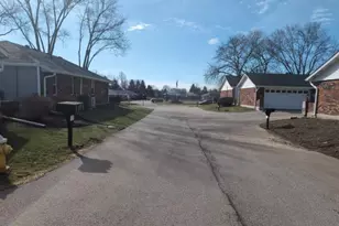 6366 Jason Ln, Dayton, OH 45459 - Photo 5