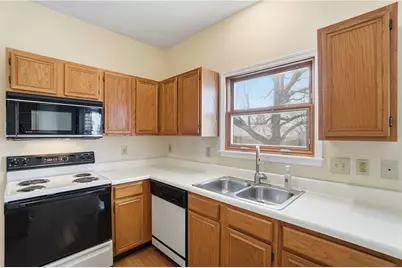 2280 Polo Park Drive, Miami Township, OH 45439 - Photo 11