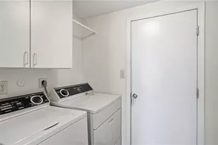 2280 Polo Park Dr, Miami Township, OH 45439 - Photo 17