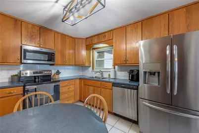 5943 Sharp Road, Riverside, OH 45432 - Photo 9