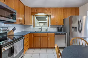 5943 Sharp Rd, Riverside, OH 45432 - Photo 7