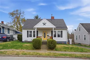 570 N Walnut St, Wilmington, OH 45177 - Photo 1