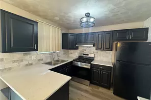 4750 Coulson Dr, Jefferson Twp, OH 45417 - Photo 5