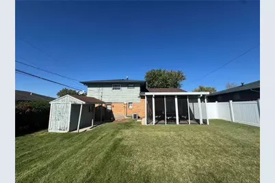 4750 Coulson Drive, Jefferson Twp, OH 45417 - Photo 15