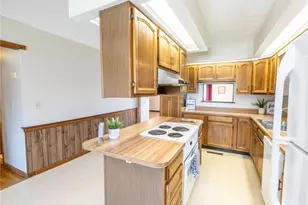 510 Ohio Ave, Troy, OH 45373 - Photo 5