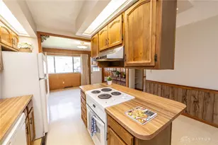510 Ohio Ave, Troy, OH 45373 - Photo 9